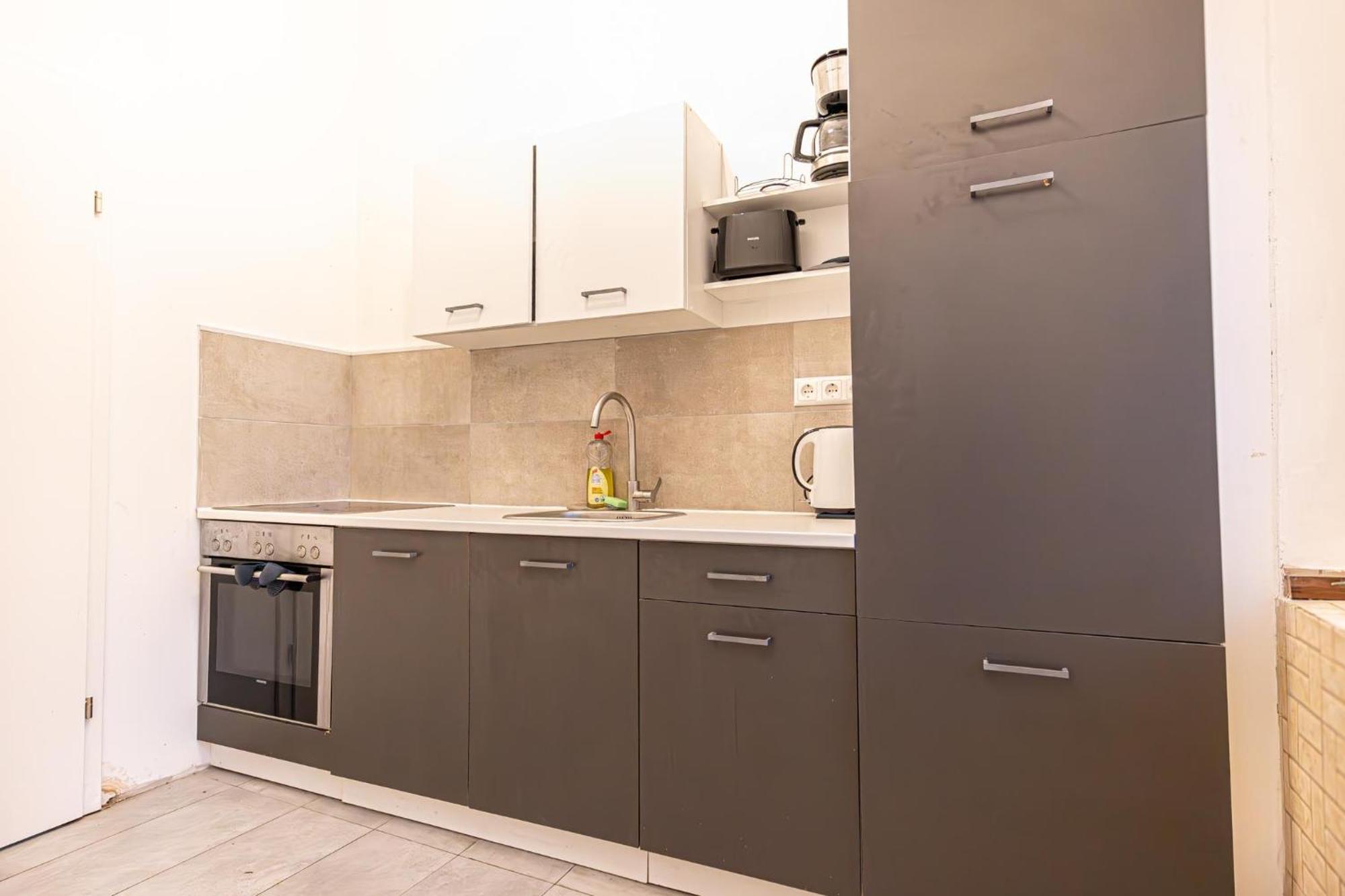 Cozy 3br For Up To 8p, 5min To Kongresspark Apartment Vienna